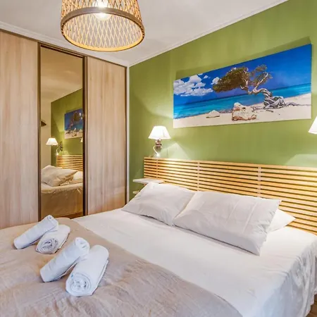 Thiers - Welkeys Апартаменты *